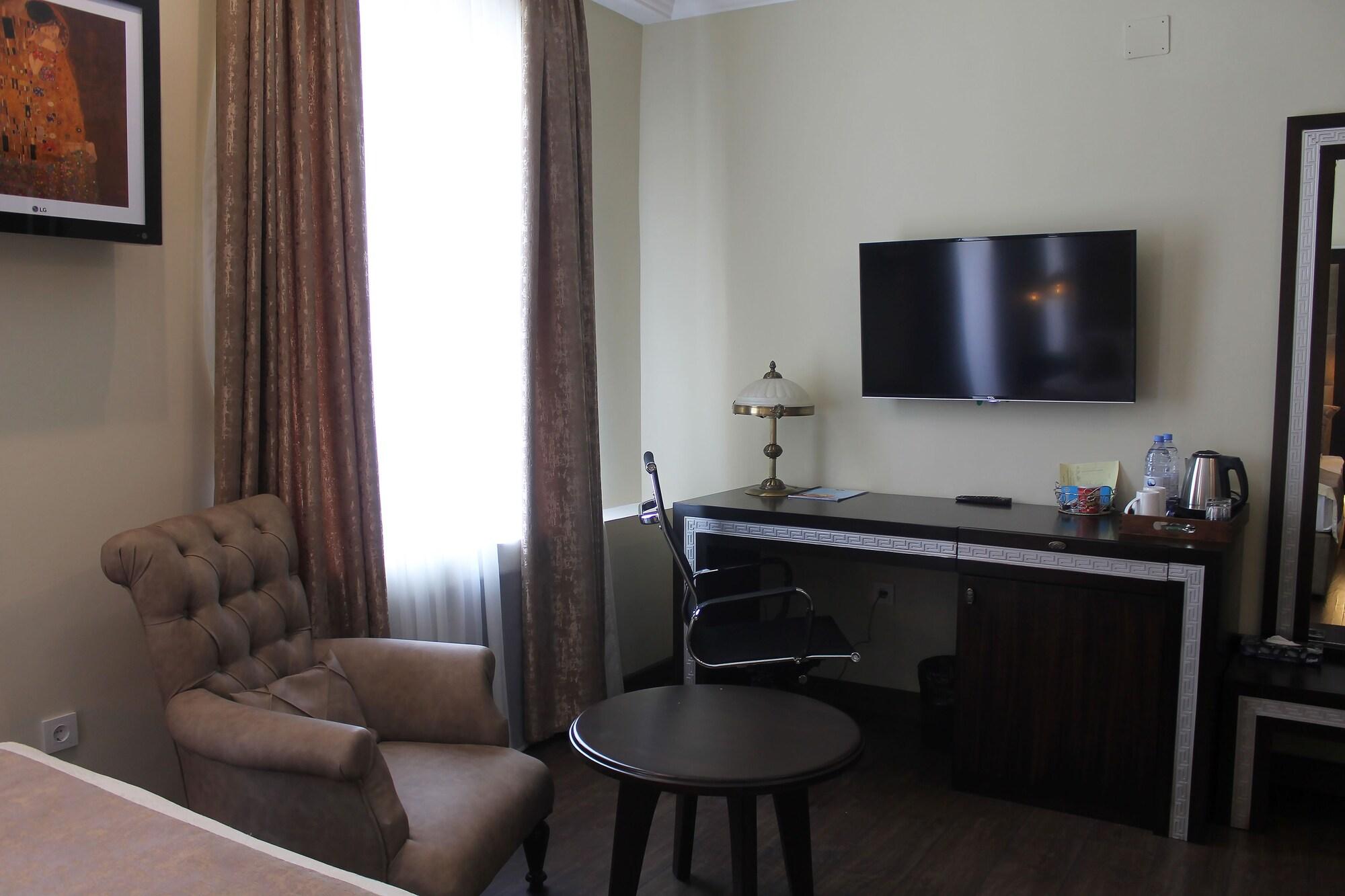 Hotel Ambassador à Almaty Extérieur photo