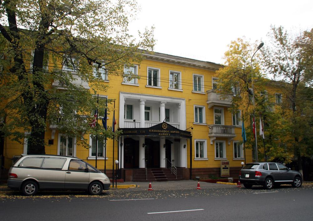 Hotel Ambassador à Almaty Extérieur photo